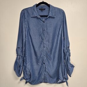 Zac and Rachel womens chambray blue button up collared shirt size large